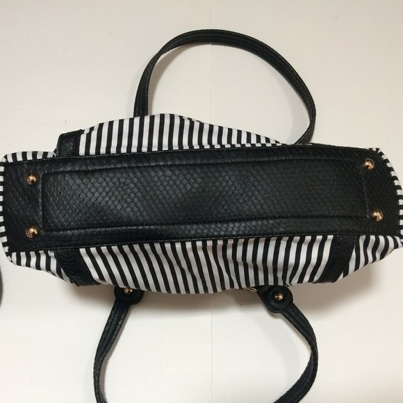 Wilson Wilson’s Leather Ellie Tote Striped Hobo Bag NWOT